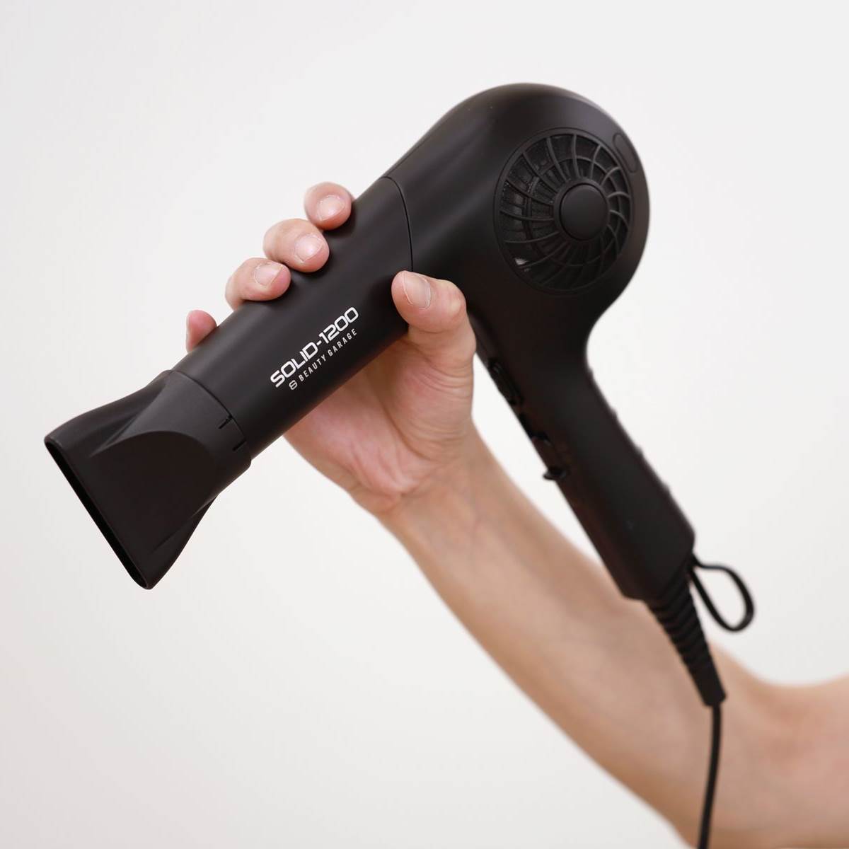 美容家電 | プロフェッショナルヘアドライヤーSOLID-1200 （1200W